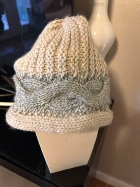 Chunky Cable Knit Beanie Hat Beige Grey Two Tone Winter Warm Rolled Brim